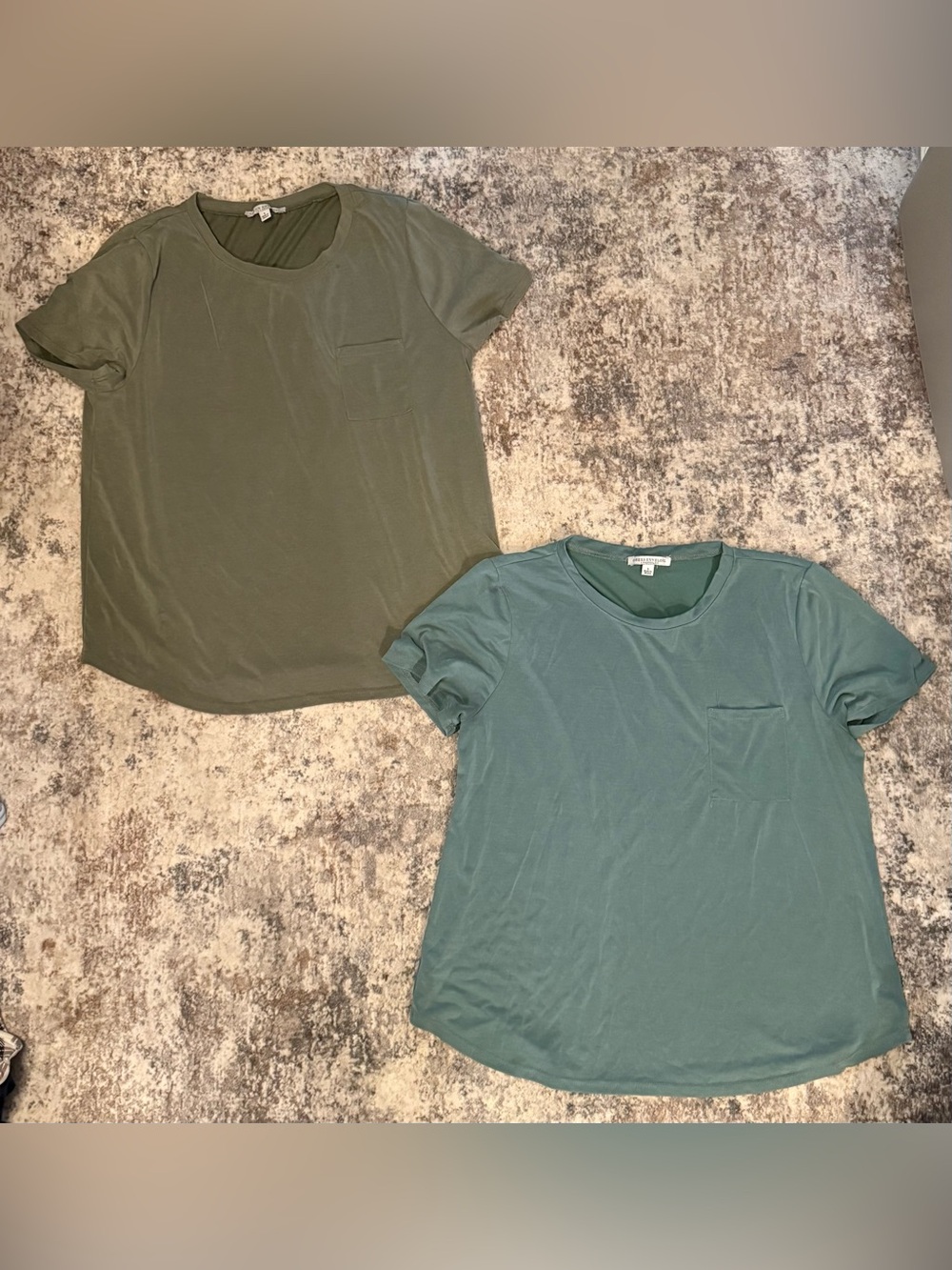 Green Envelope Women's Short Sleeve Pocket Tees - Olive & Teal